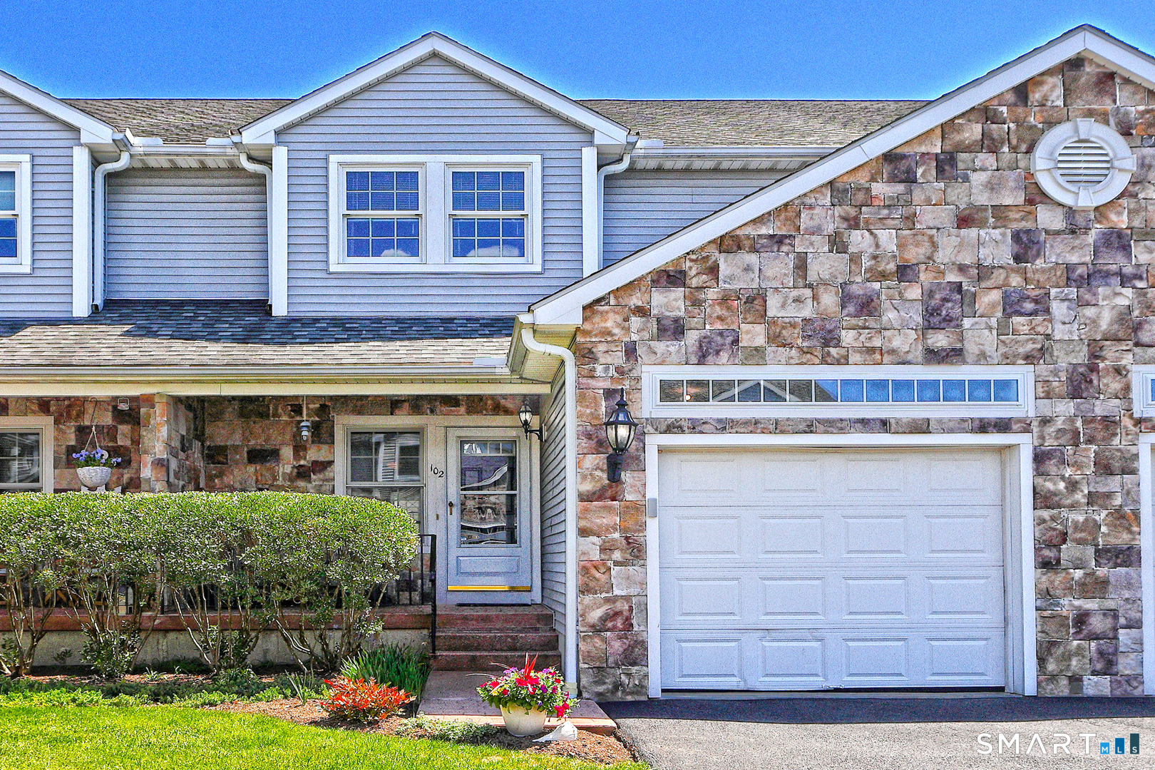 102 Lantern Court Clinton CT 06413