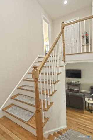 102 Lantern Court Clinton CT 06413