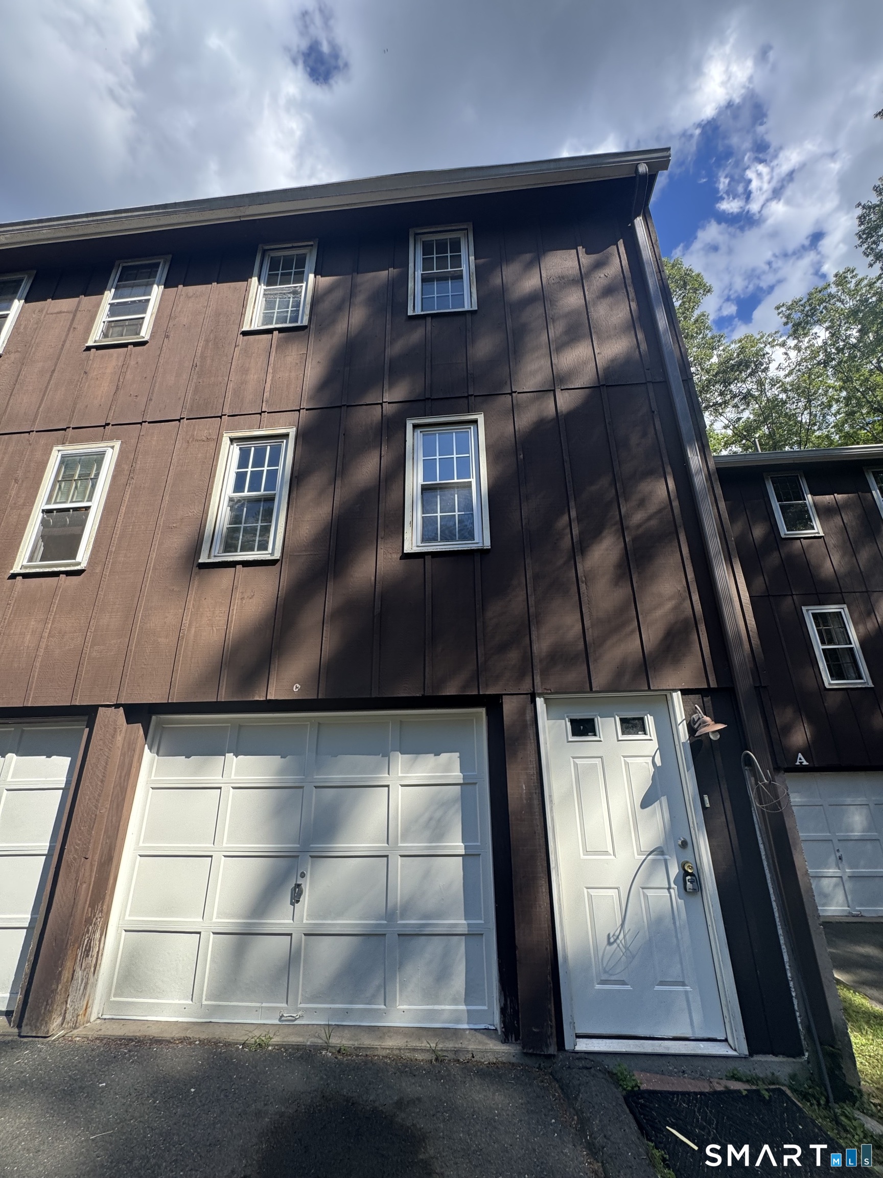 239 Old Farms Road Avon CT 06001