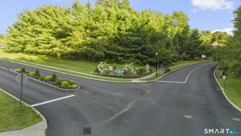 171 Country Club Drive Oxford CT 06478