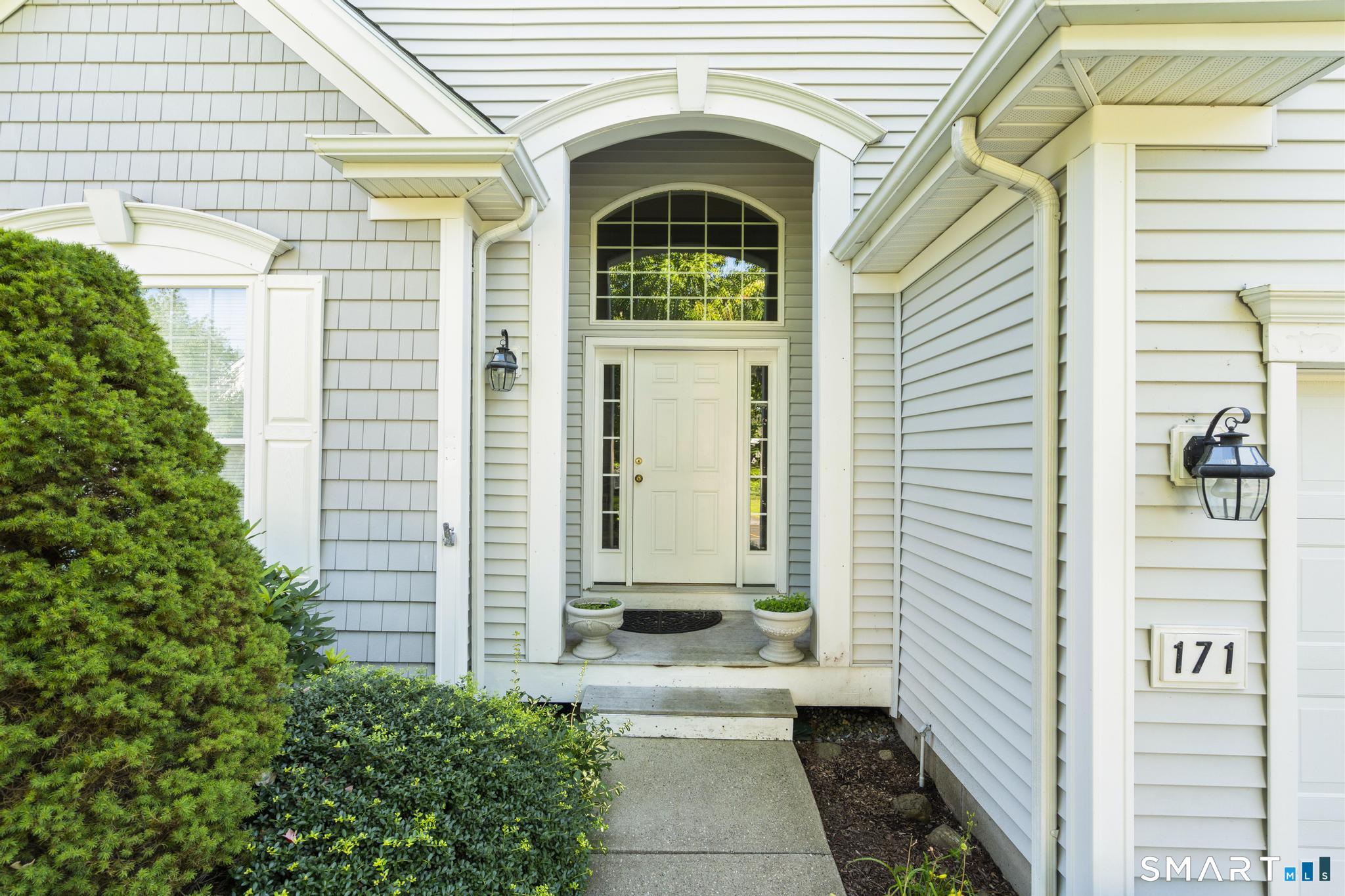 171 Country Club Drive Oxford CT 06478