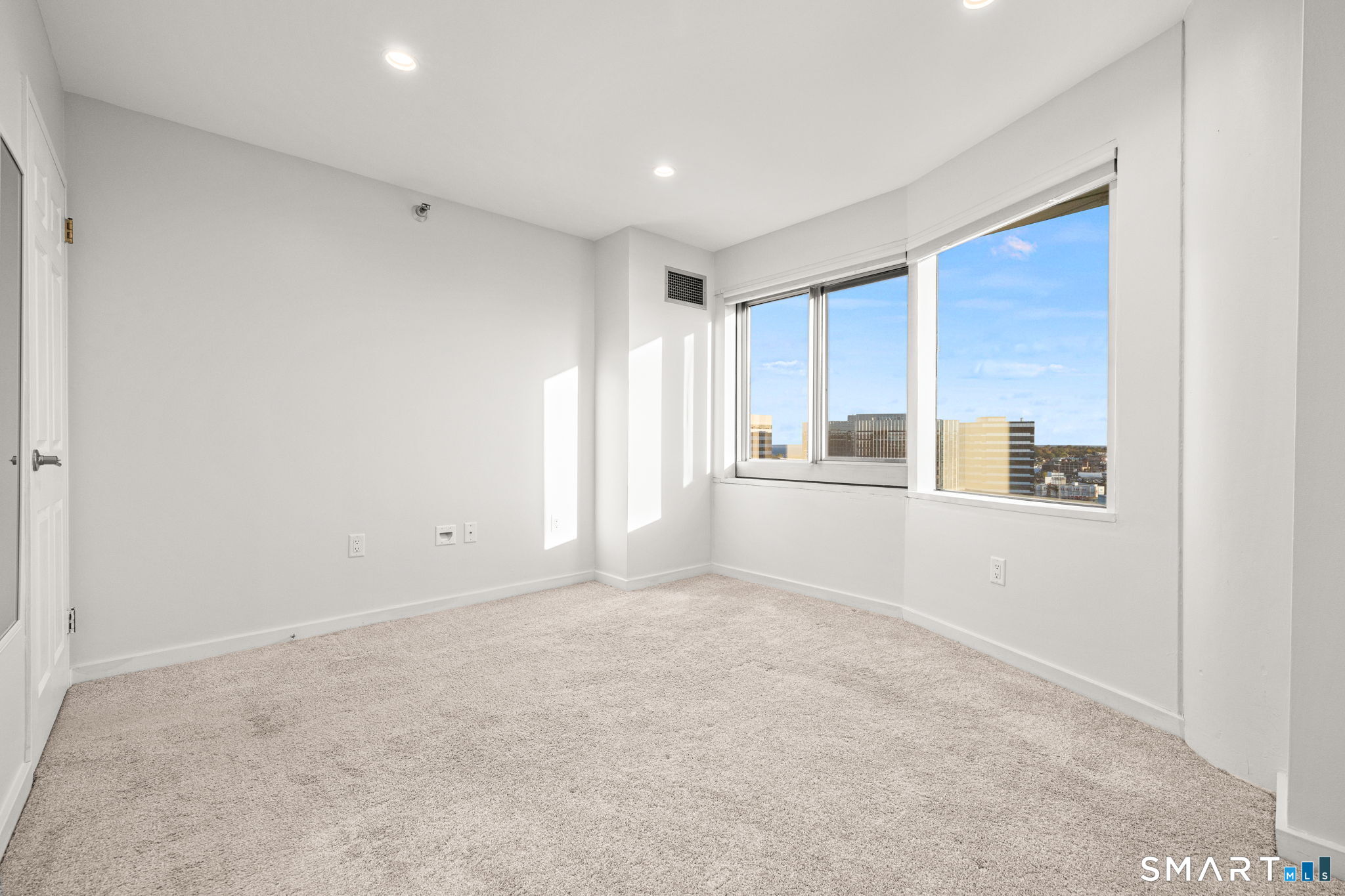 127 Greyrock Place Stamford CT 06901