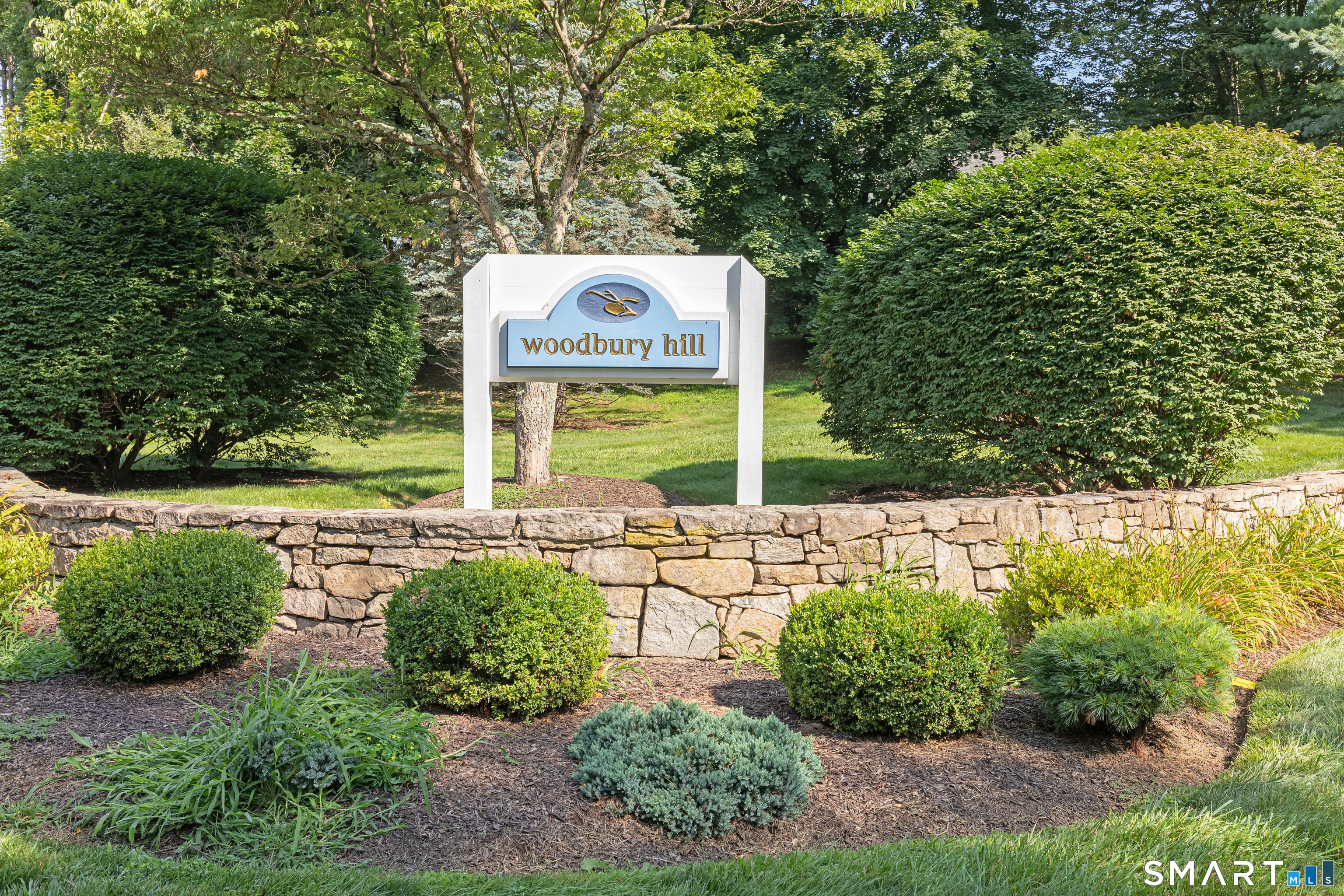35 Woodbury Hill Woodbury CT 06798