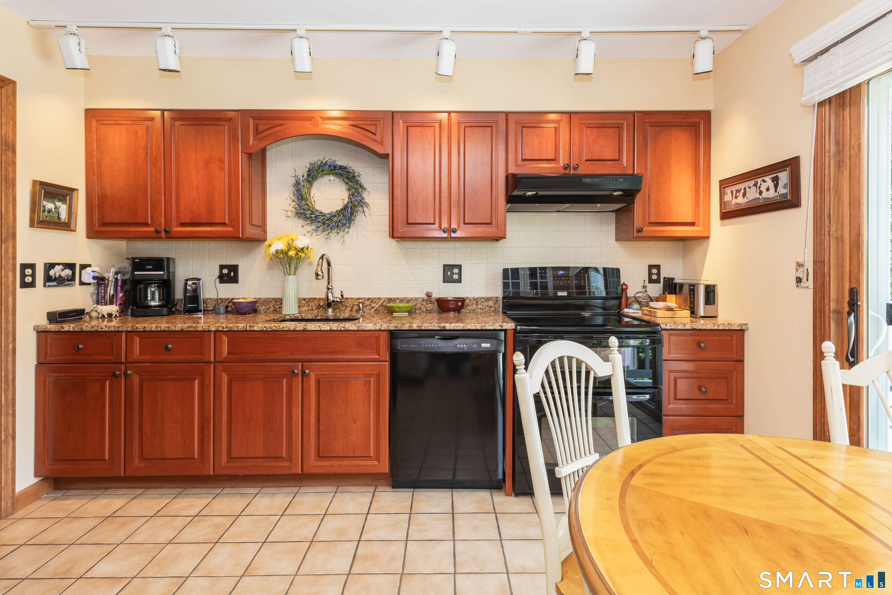 35 Woodbury Hill Woodbury CT 06798