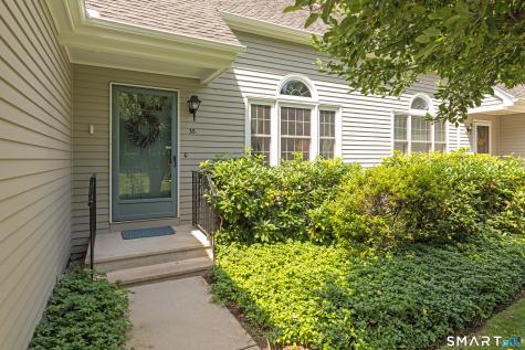 35 Woodbury Hill Woodbury CT 06798