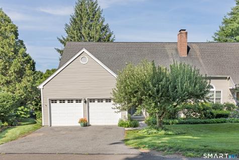 35 Woodbury Hill Woodbury CT 06798