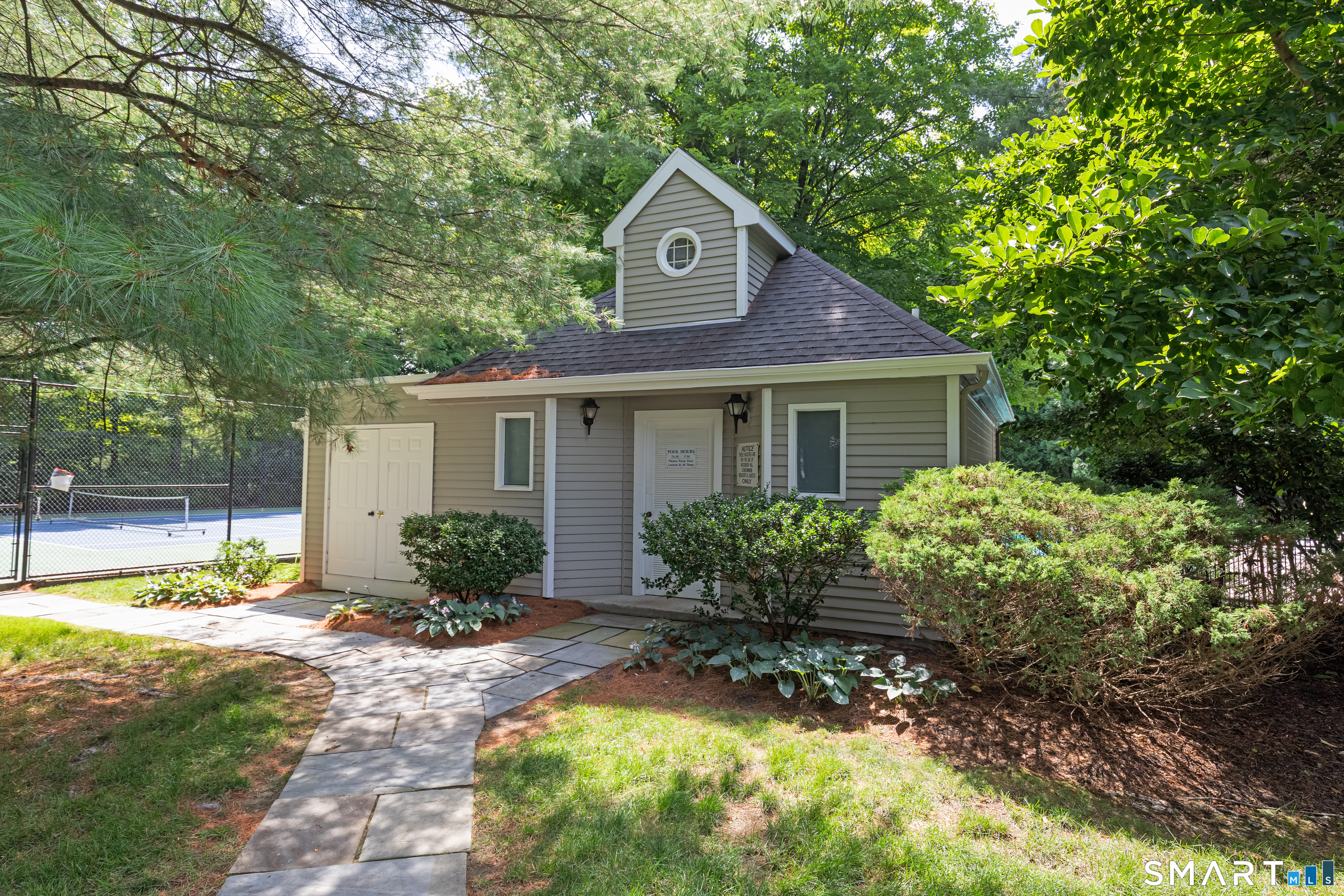 35 Woodbury Hill Woodbury CT 06798