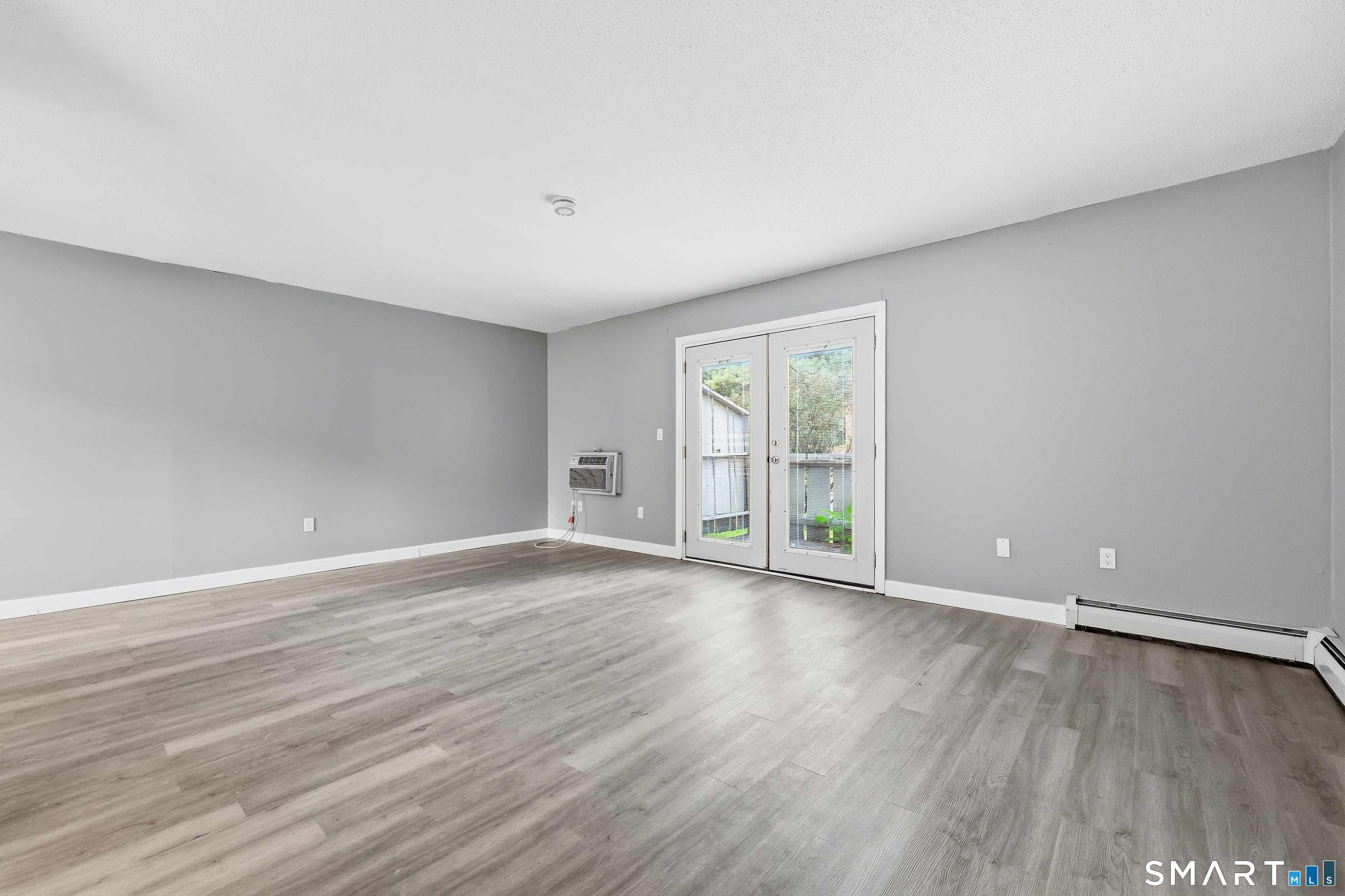 69 Sutton Place Bloomfield CT 06002