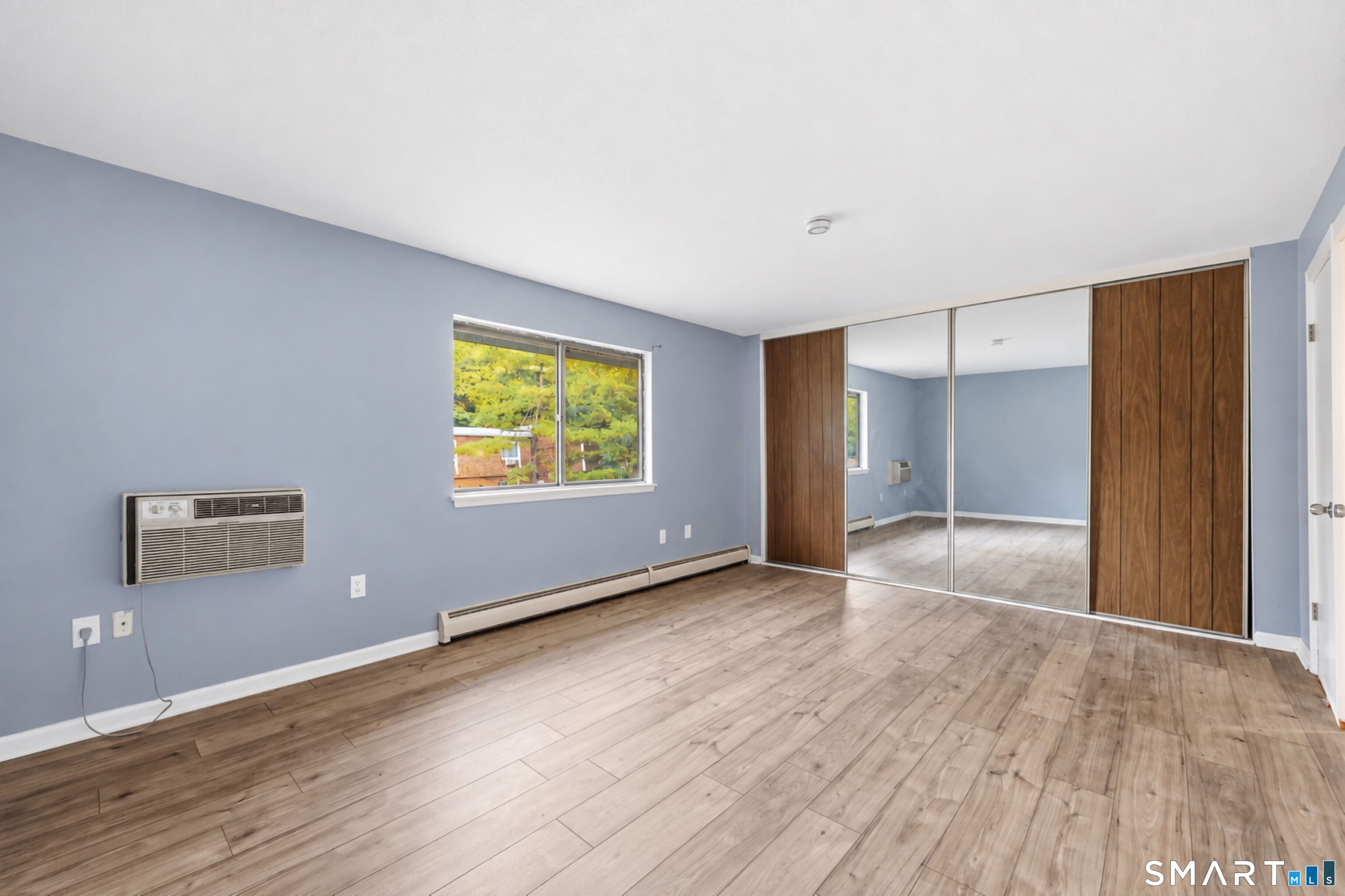 69 Sutton Place Bloomfield CT 06002