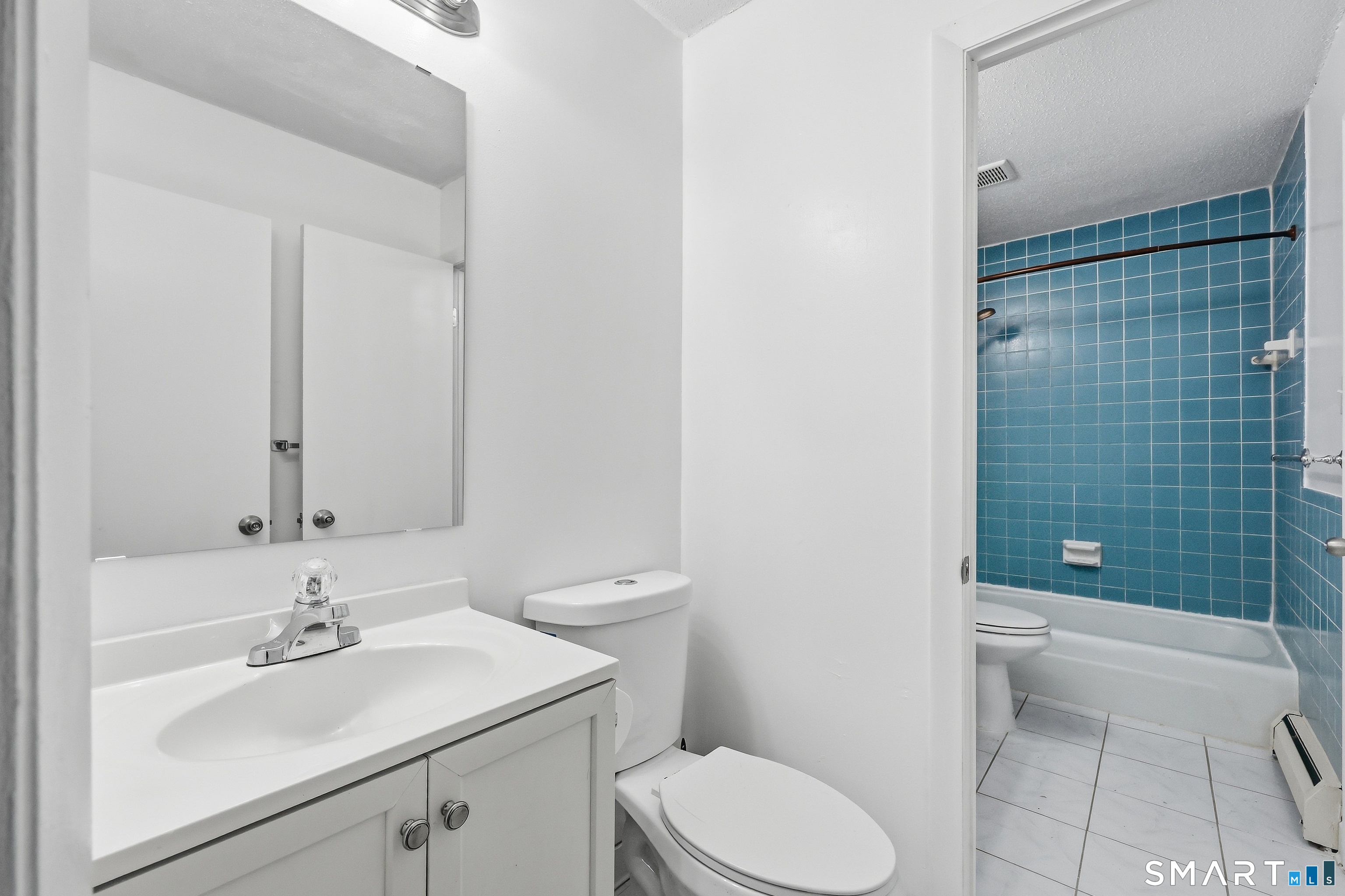 69 Sutton Place Bloomfield CT 06002