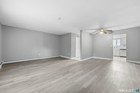 69 Sutton Place Bloomfield CT 06002
