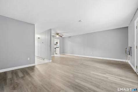 69 Sutton Place Bloomfield CT 06002