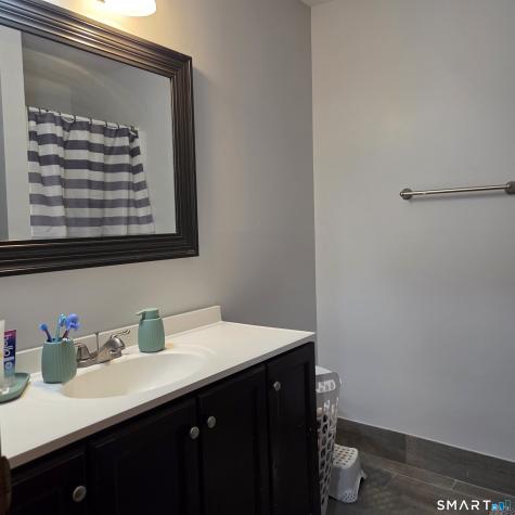 1655 N Colony Road Meriden CT 06450