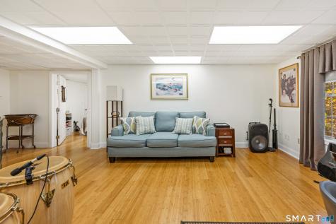 6 Boulder Brook Court Prospect CT 06712