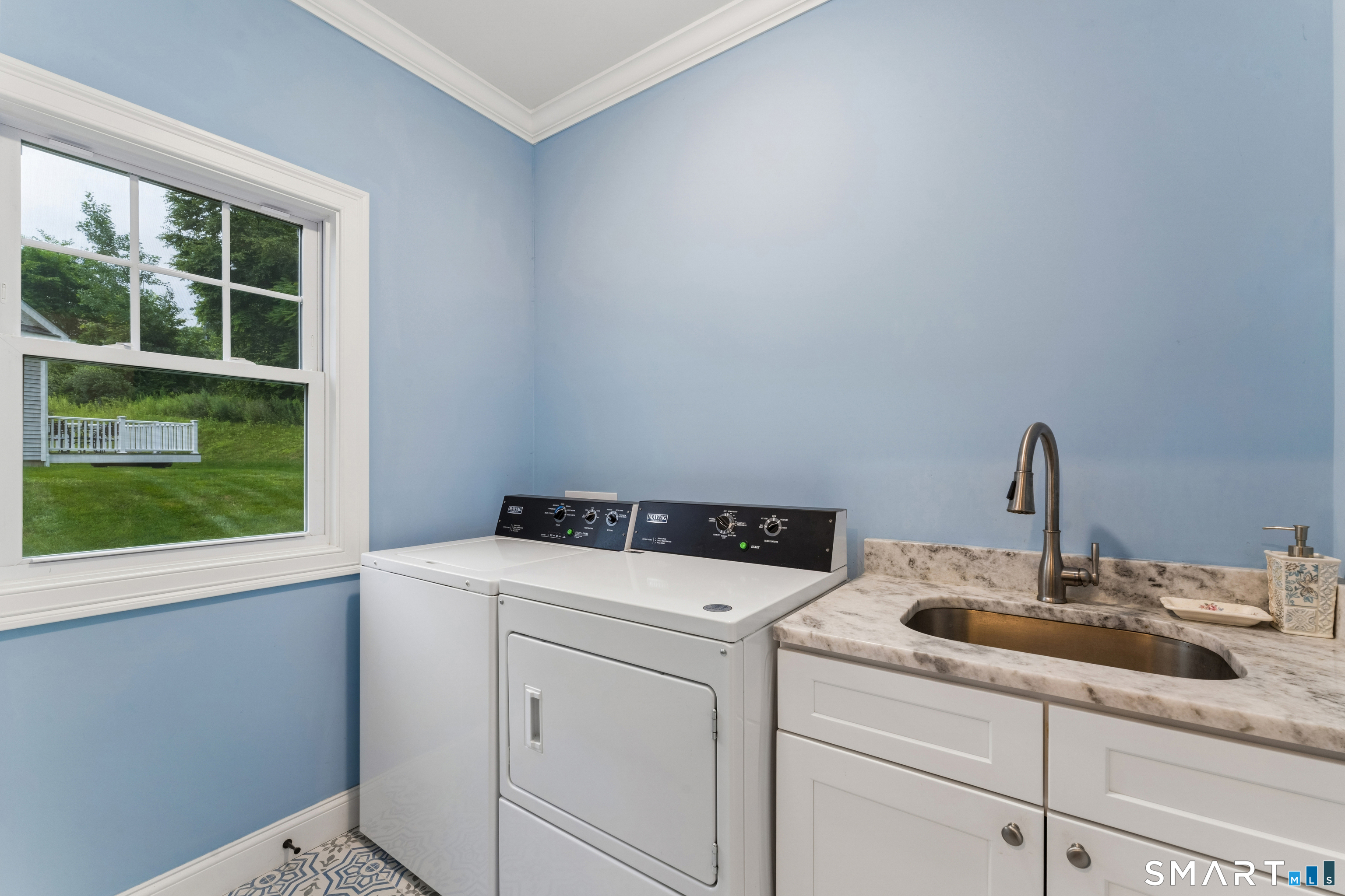 7 Tall Oaks Drive New Milford CT 06776