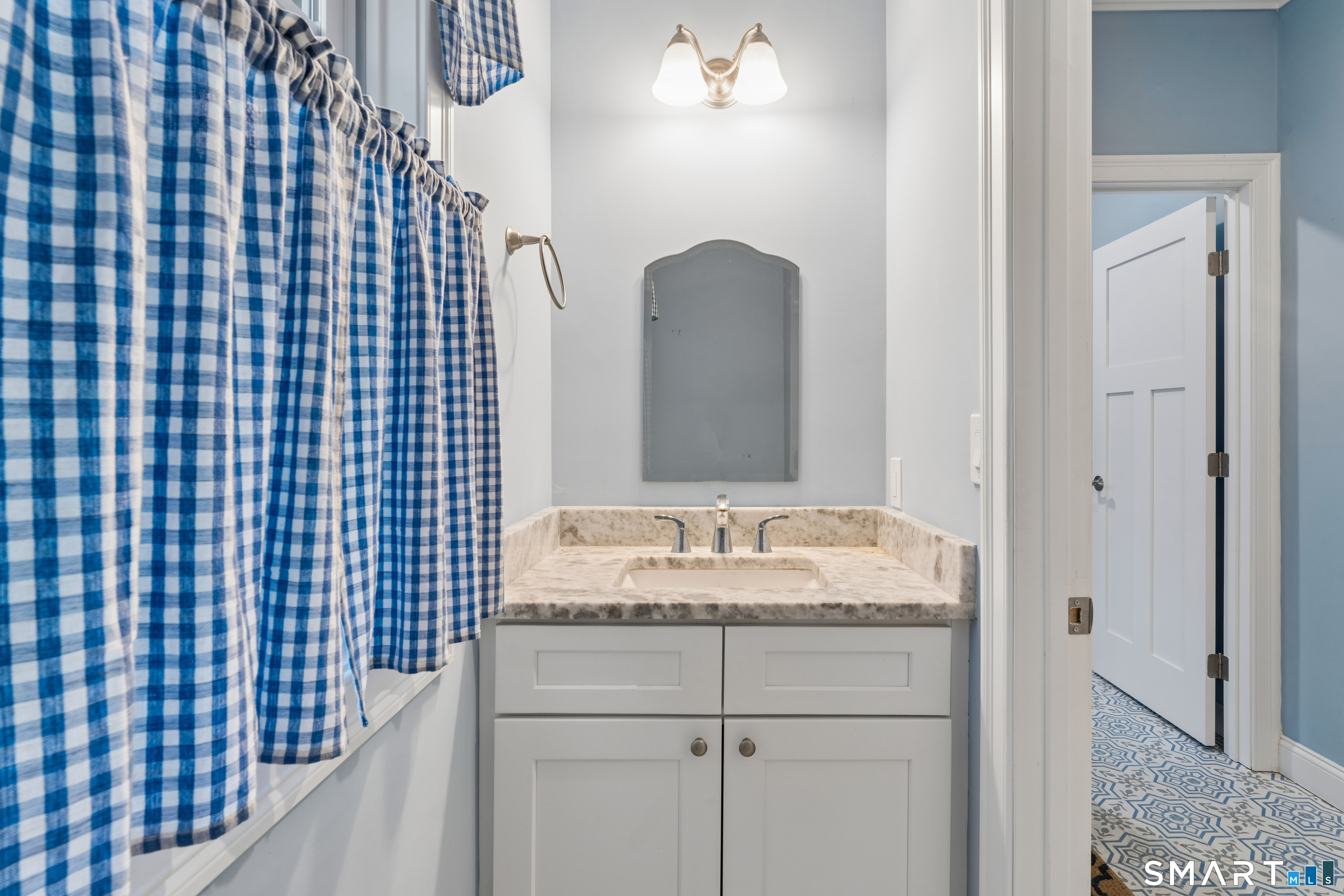 7 Tall Oaks Drive New Milford CT 06776