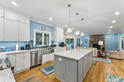7 Tall Oaks Drive New Milford CT 06776