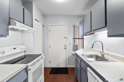 16-20 Townley Street Hartford CT 06105