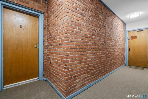 16-20 Townley Street Hartford CT 06105