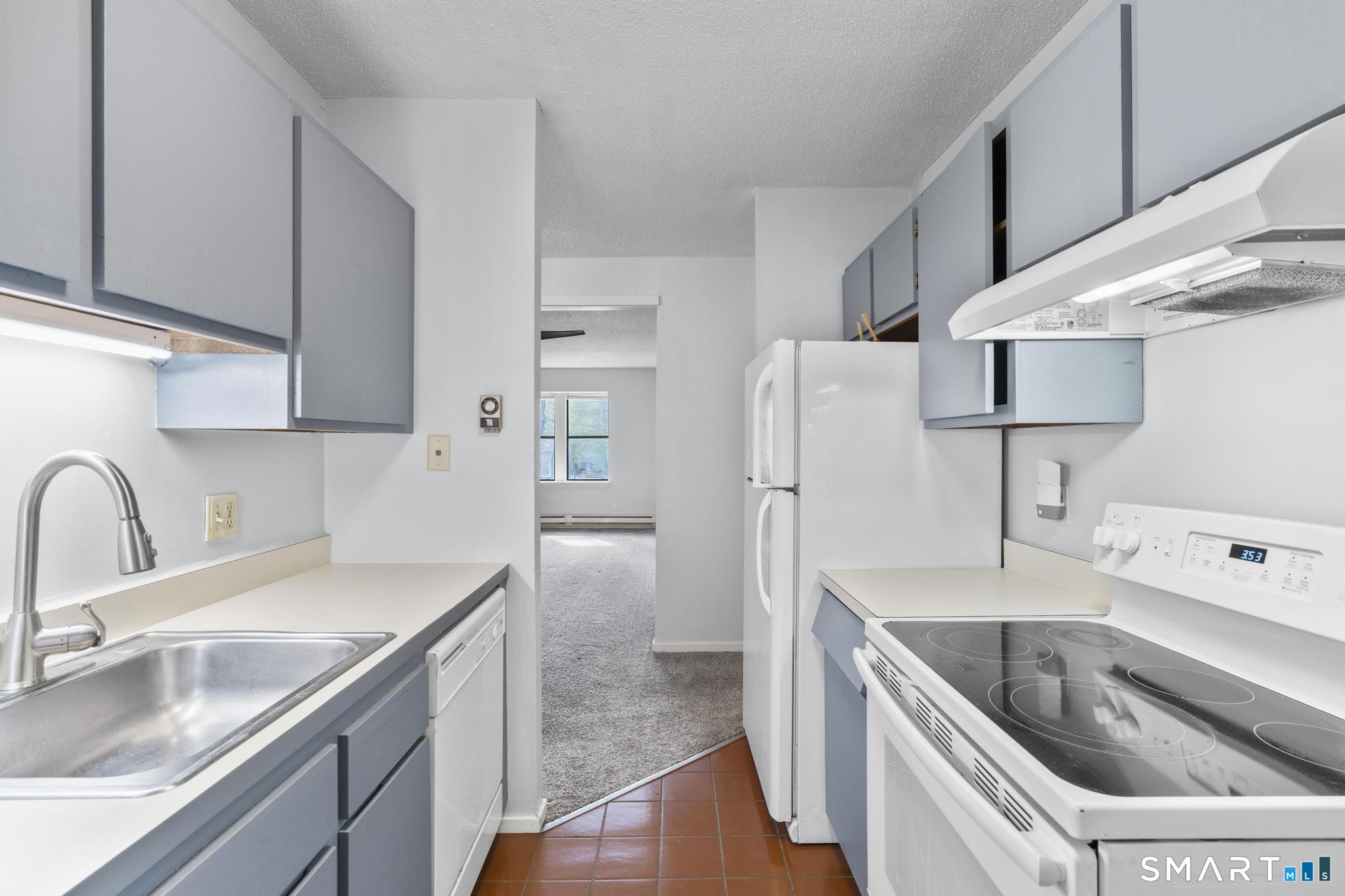 16-20 Townley Street Hartford CT 06105