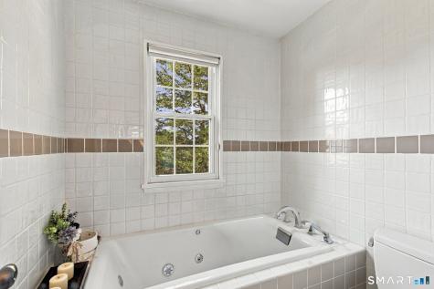404 Country Club Court Rocky Hill CT 06067