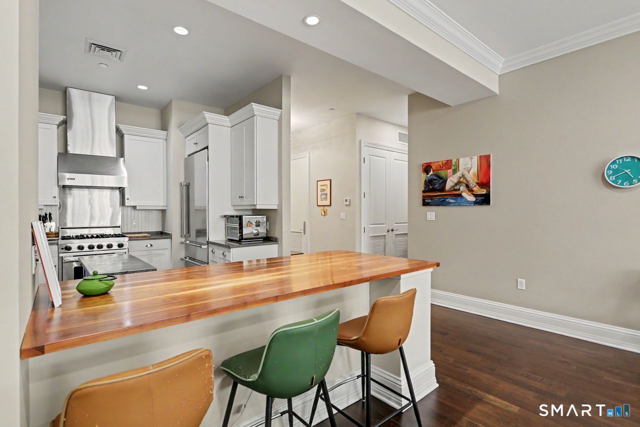 100 Stone Ridge Way Fairfield CT 06824