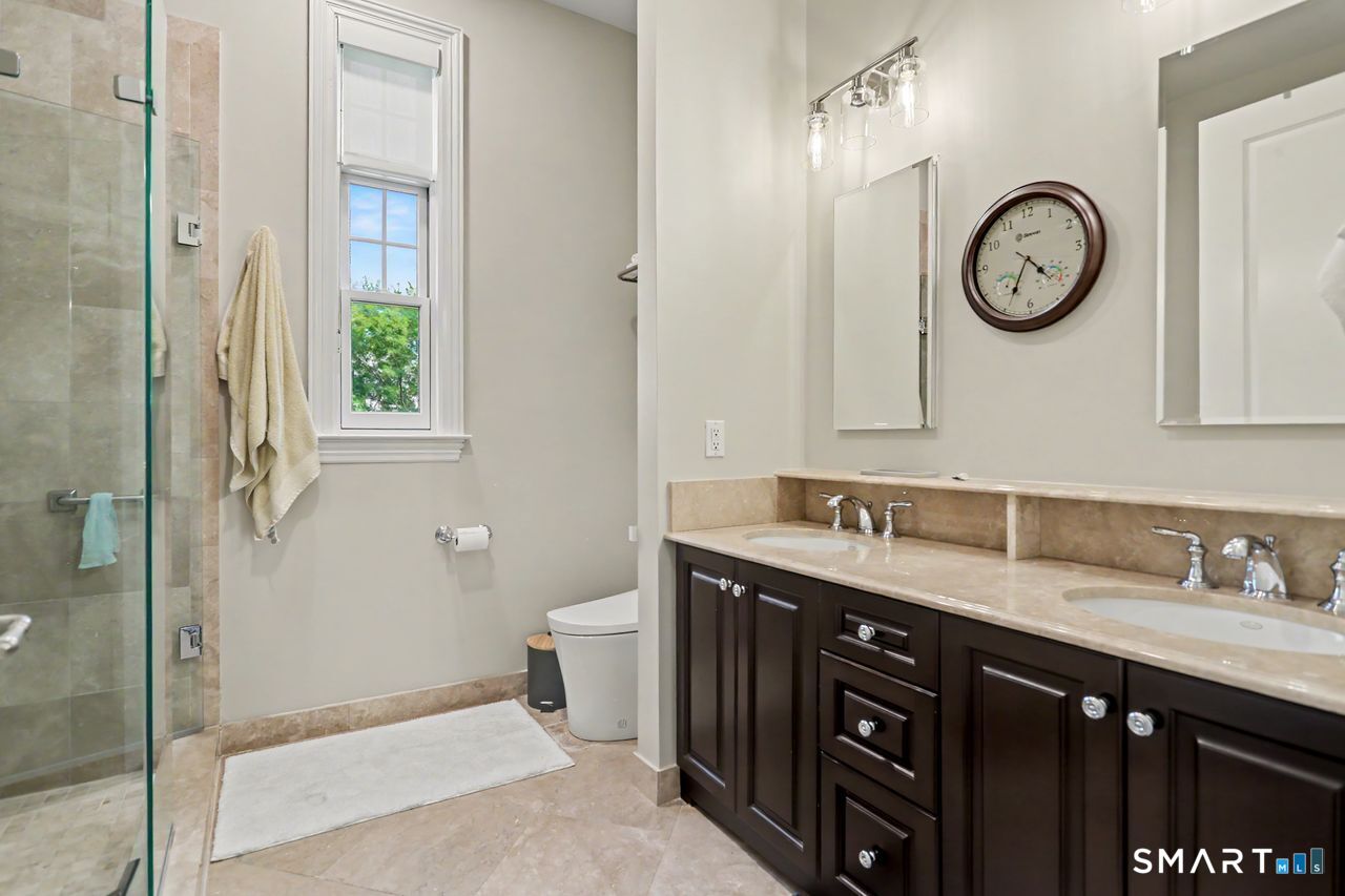 100 Stone Ridge Way Fairfield CT 06824