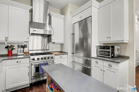 100 Stone Ridge Way Fairfield CT 06824