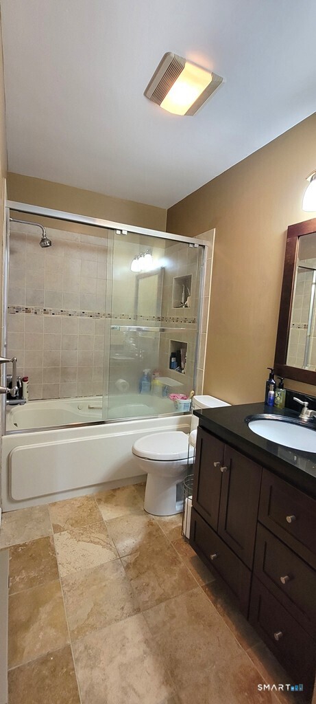 10 Taft Pointe Waterbury CT 06708