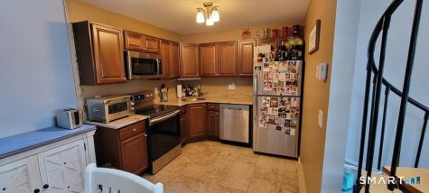 10 Taft Pointe Waterbury CT 06708