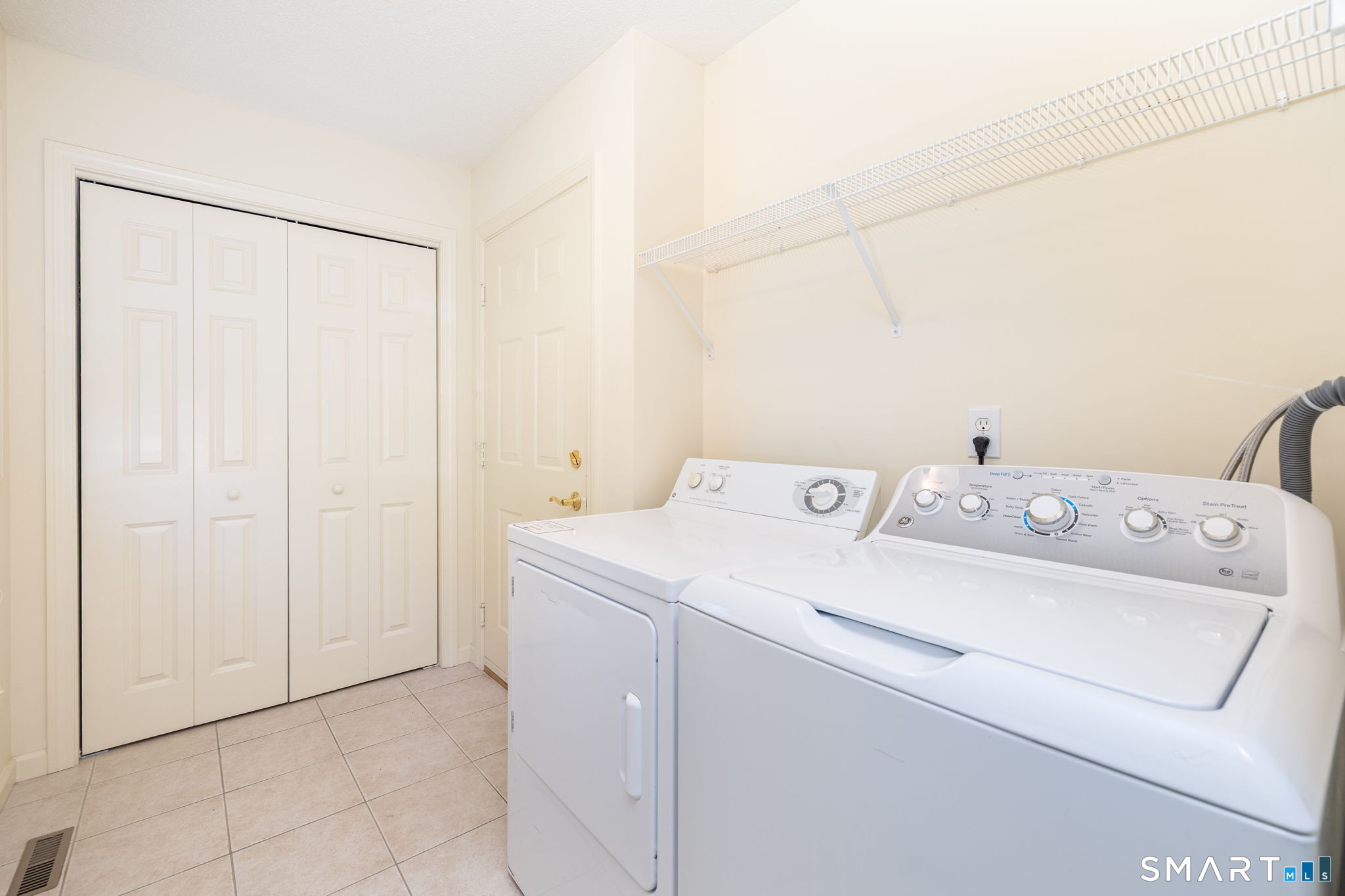 13 Oakview Place Vernon CT 06066