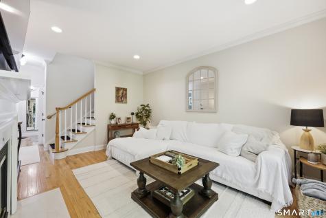 42 Bradford Walk Farmington CT 06032
