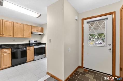 19 Wiggins Farm Drive Simsbury CT 06070