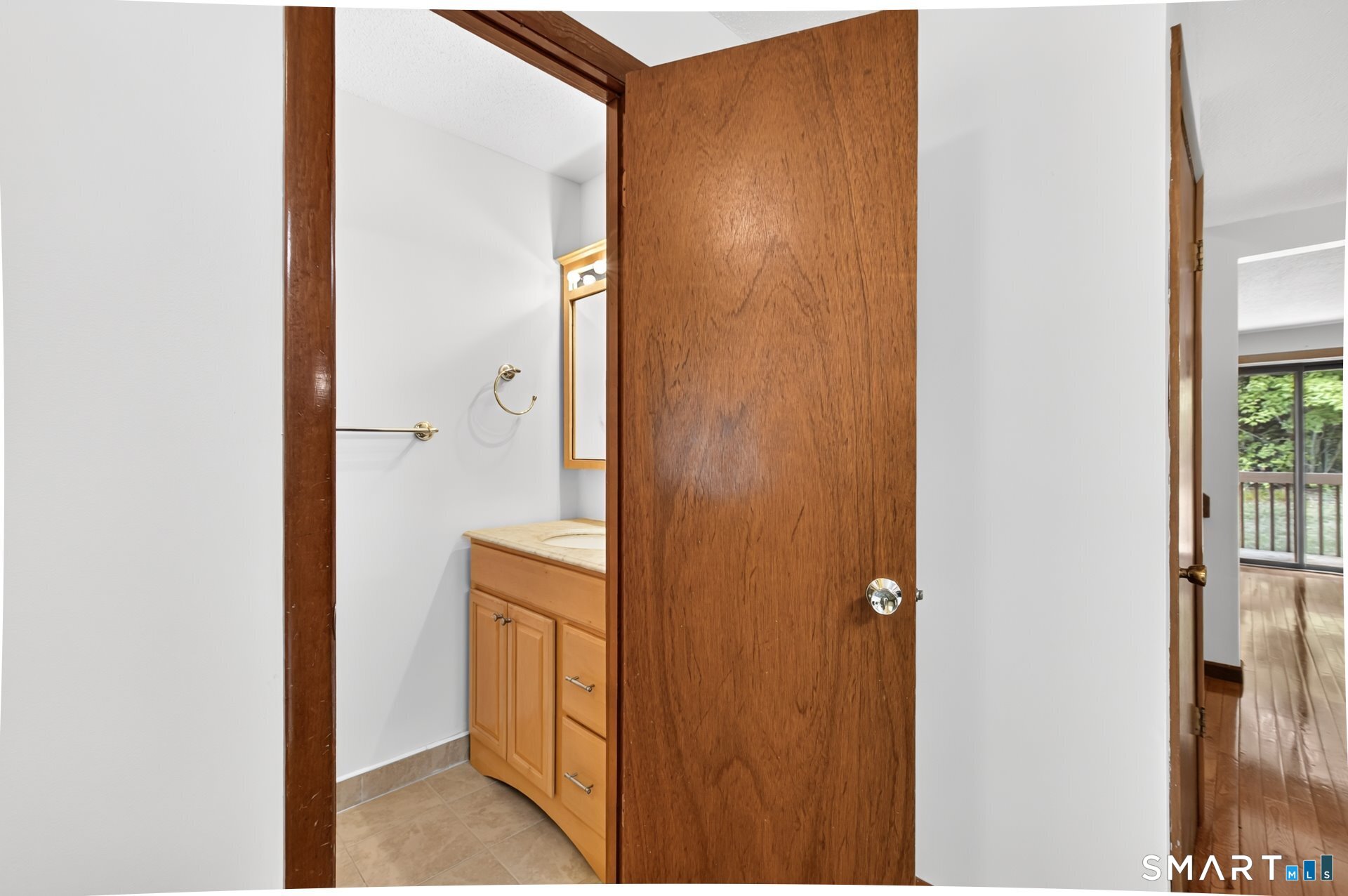 19 Wiggins Farm Drive Simsbury CT 06070