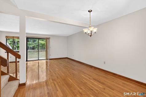 19 Wiggins Farm Drive Simsbury CT 06070