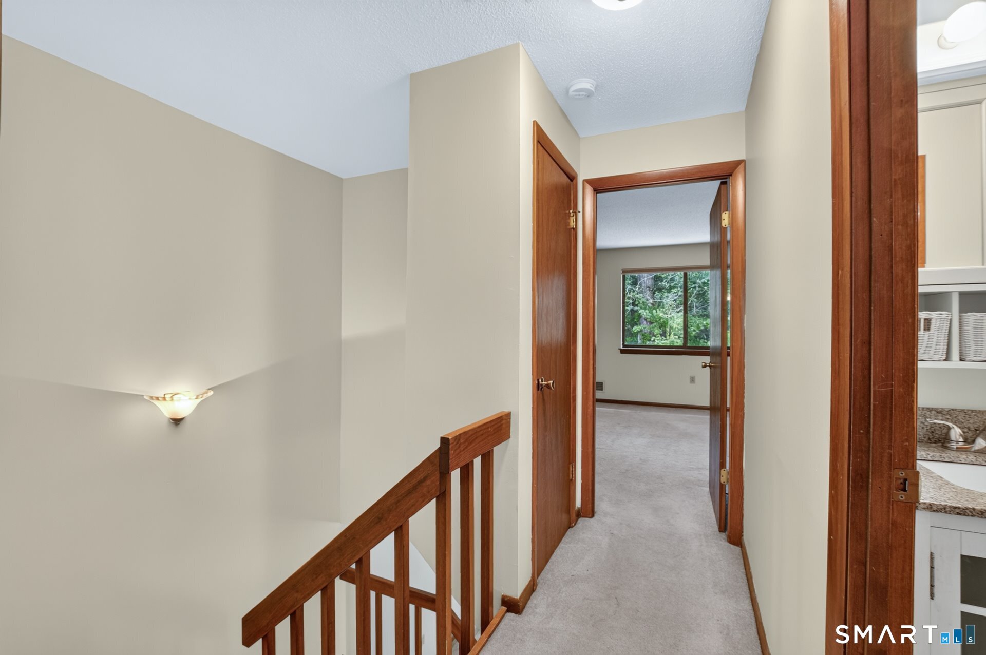 19 Wiggins Farm Drive Simsbury CT 06070