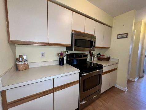 2 Twin Oaks New Milford CT 06776