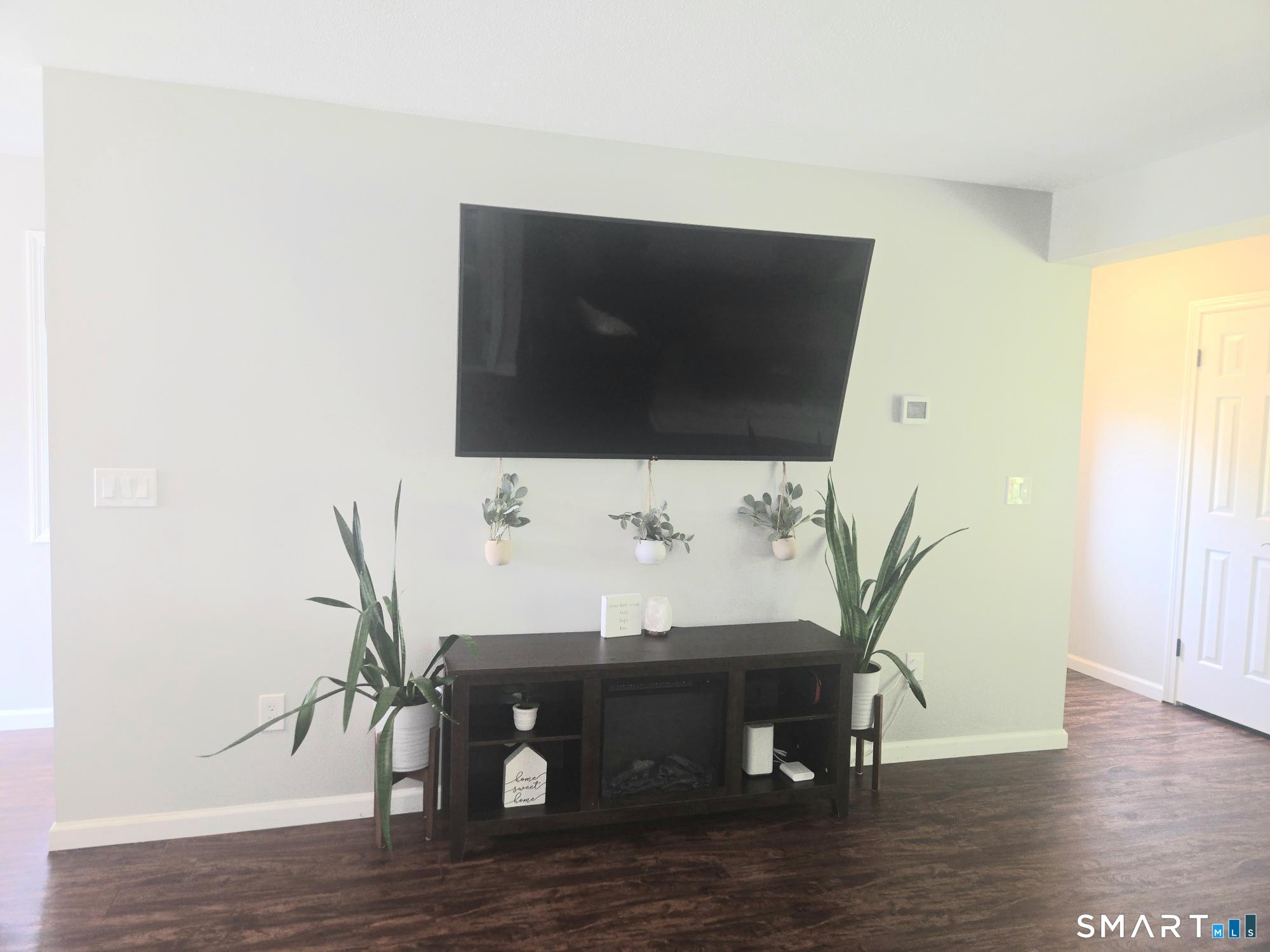 204 New Haven Avenue Derby CT 06418