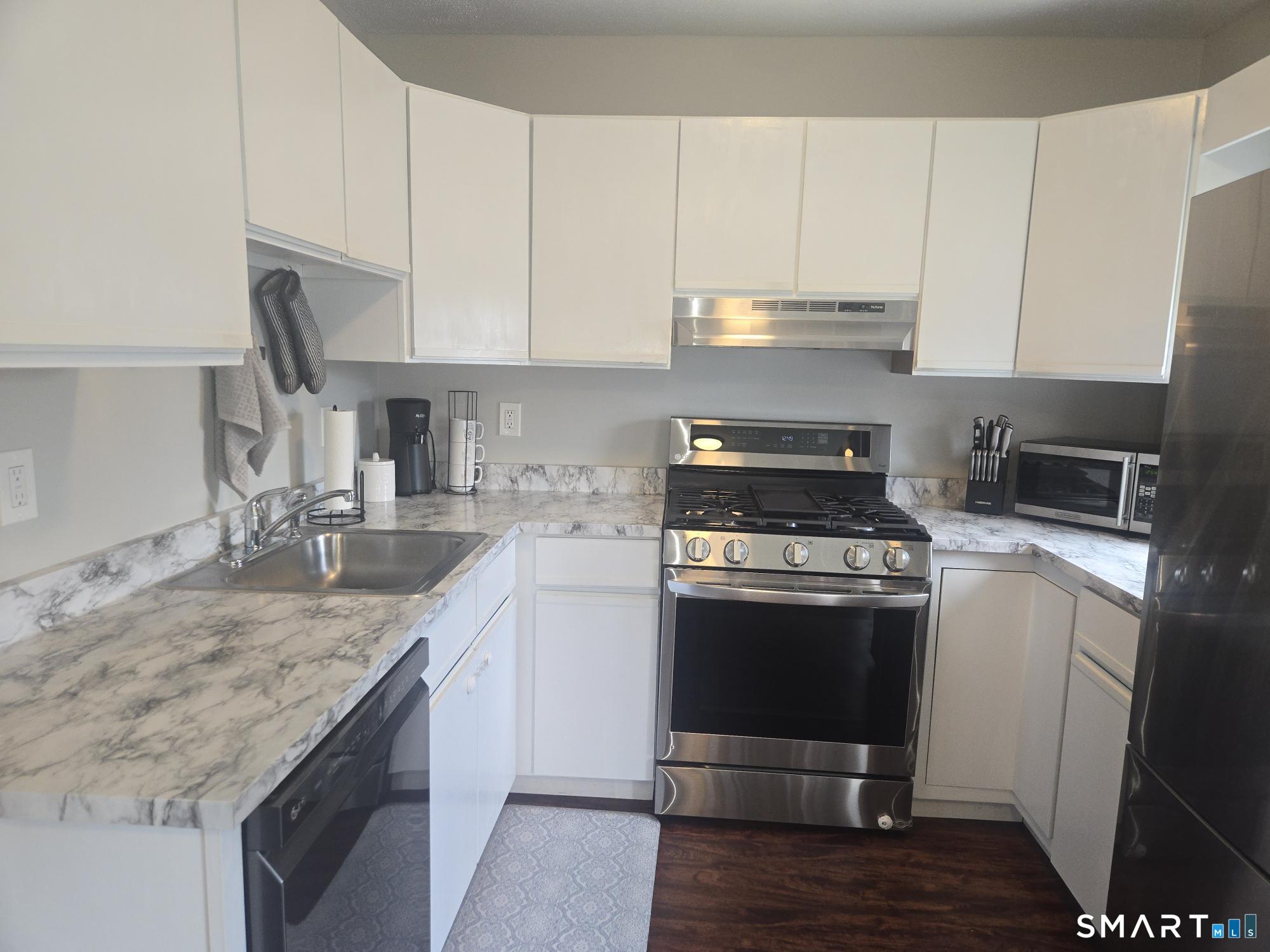 204 New Haven Avenue Derby CT 06418