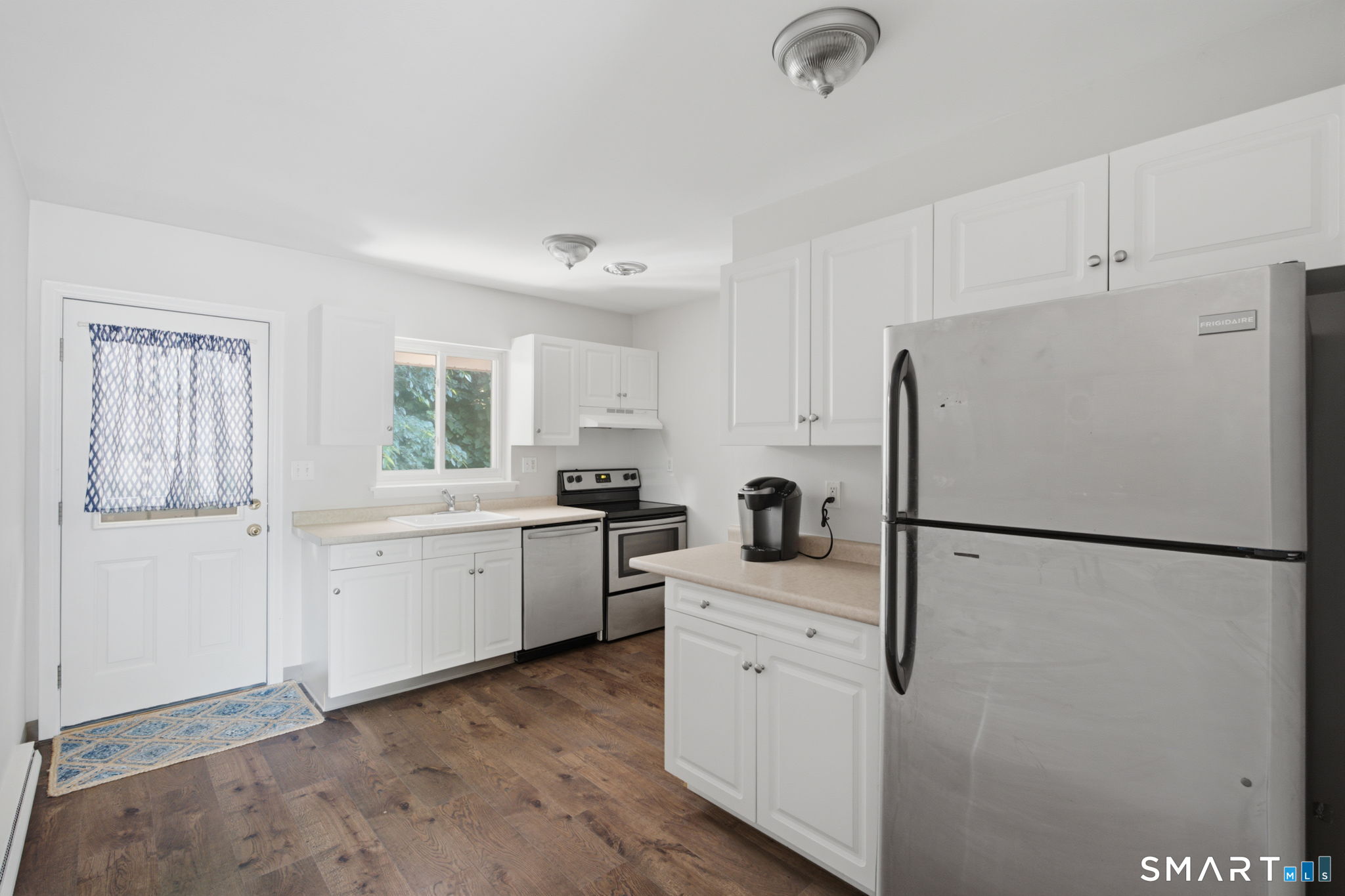 1660 Farmington Avenue Farmington CT 06085