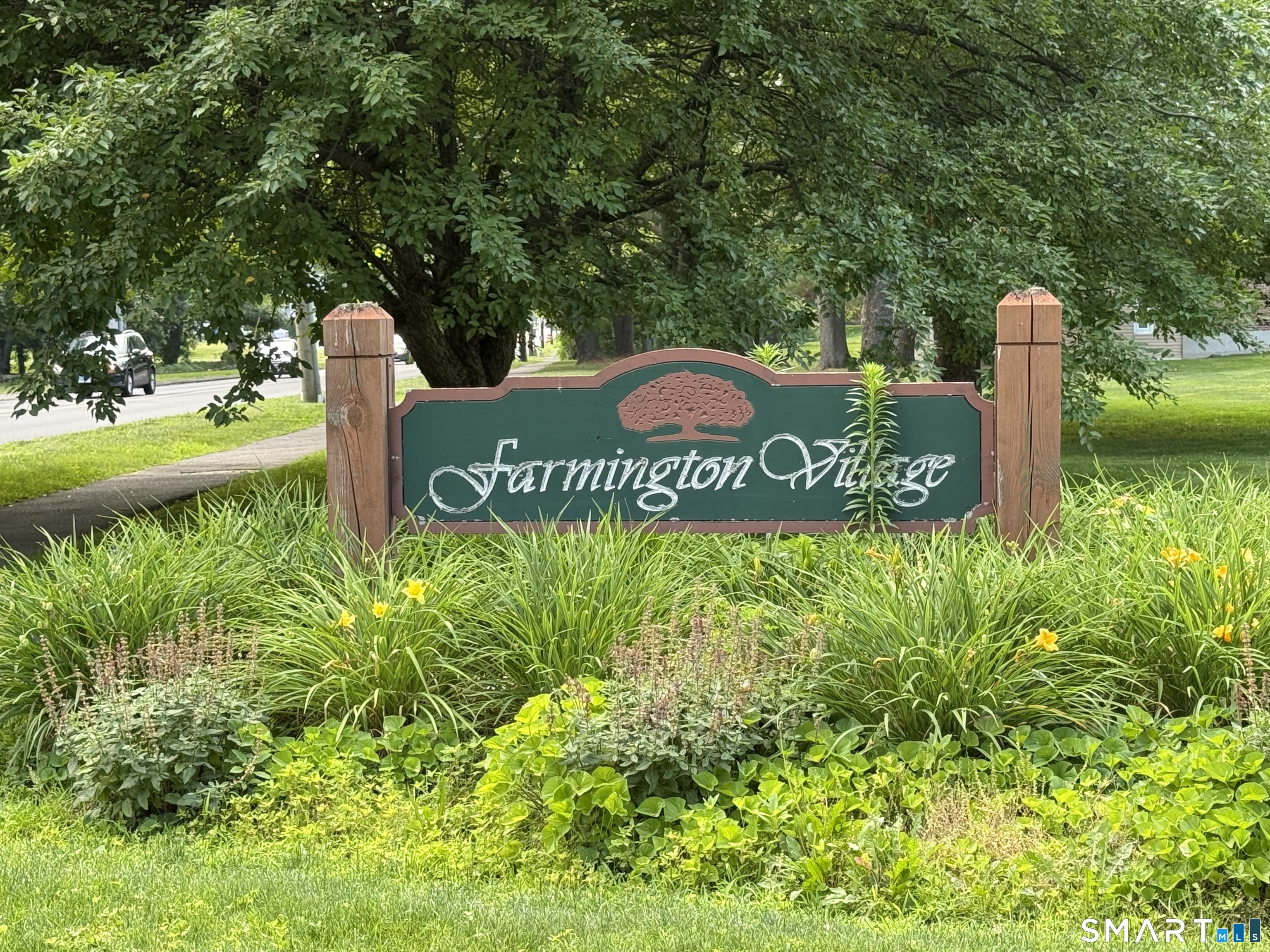 1660 Farmington Avenue Farmington CT 06085