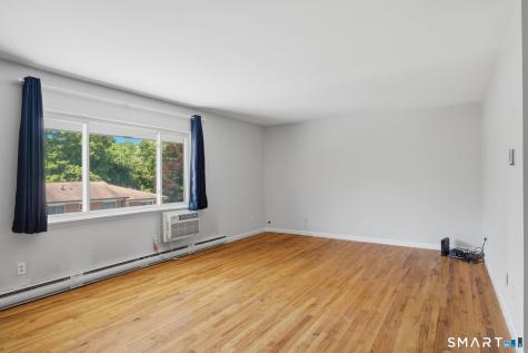 1660 Farmington Avenue Farmington CT 06085