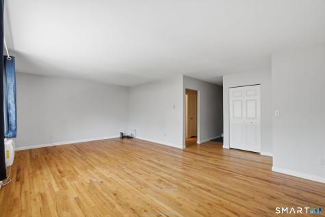 1660 Farmington Avenue Farmington CT 06085