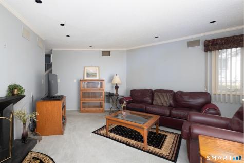 6 Talcott Ridge Road Farmington CT 06032