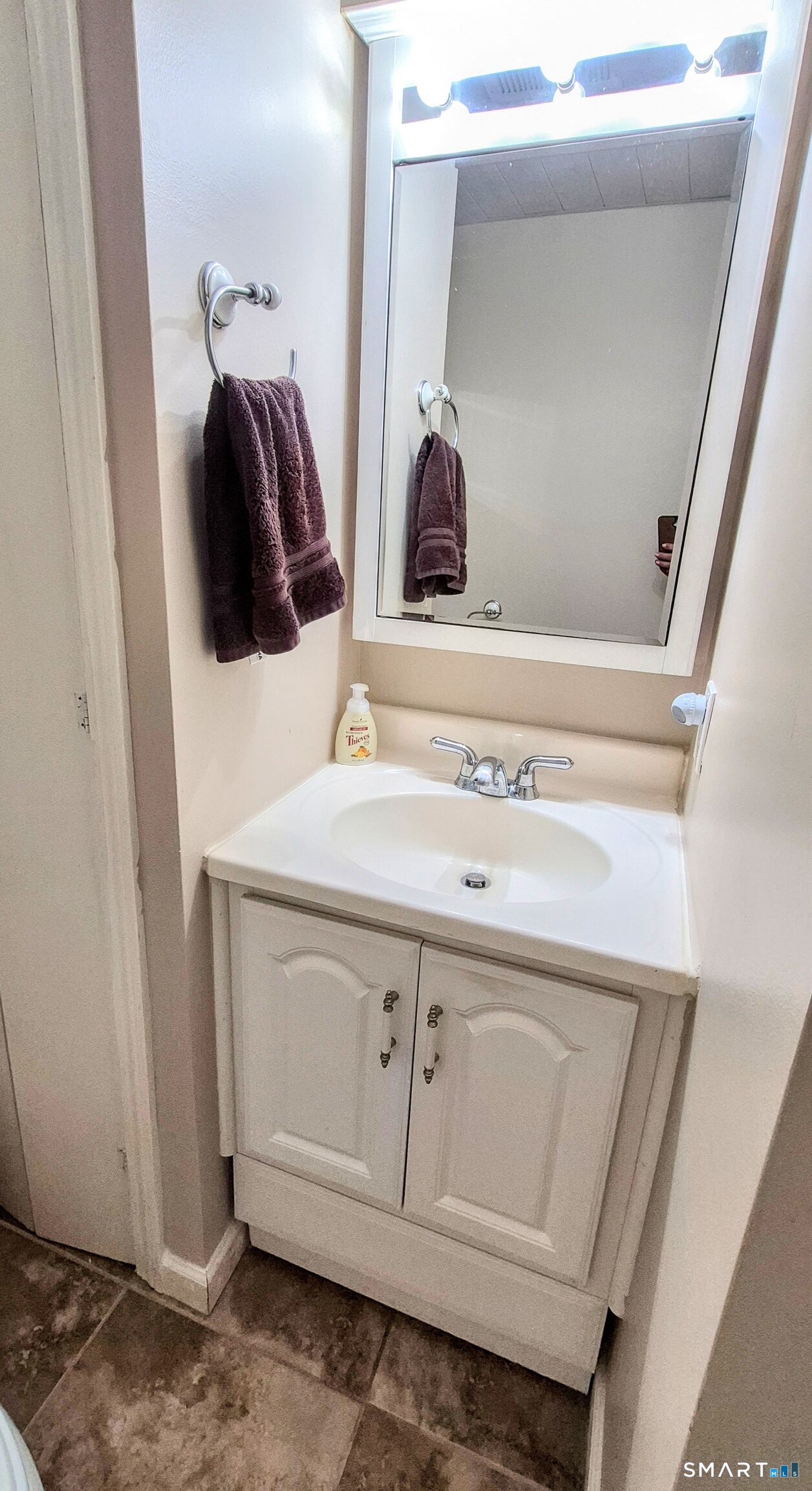 239 Old Farms Road Avon CT 06001