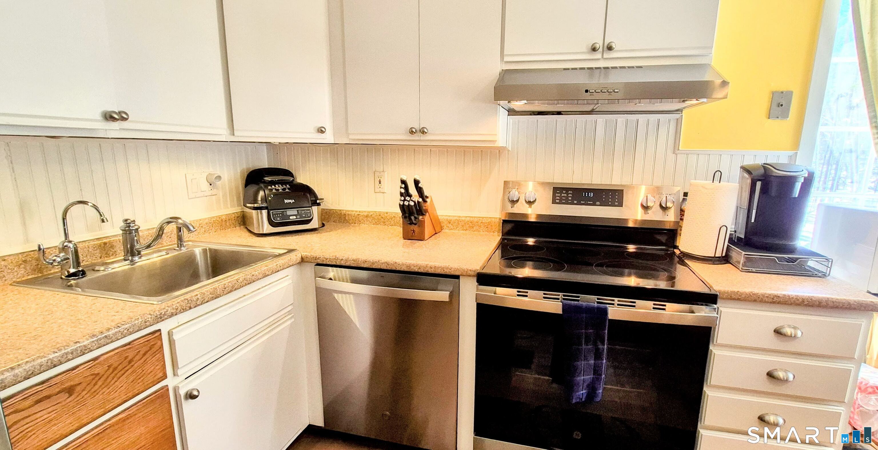 239 Old Farms Road Avon CT 06001