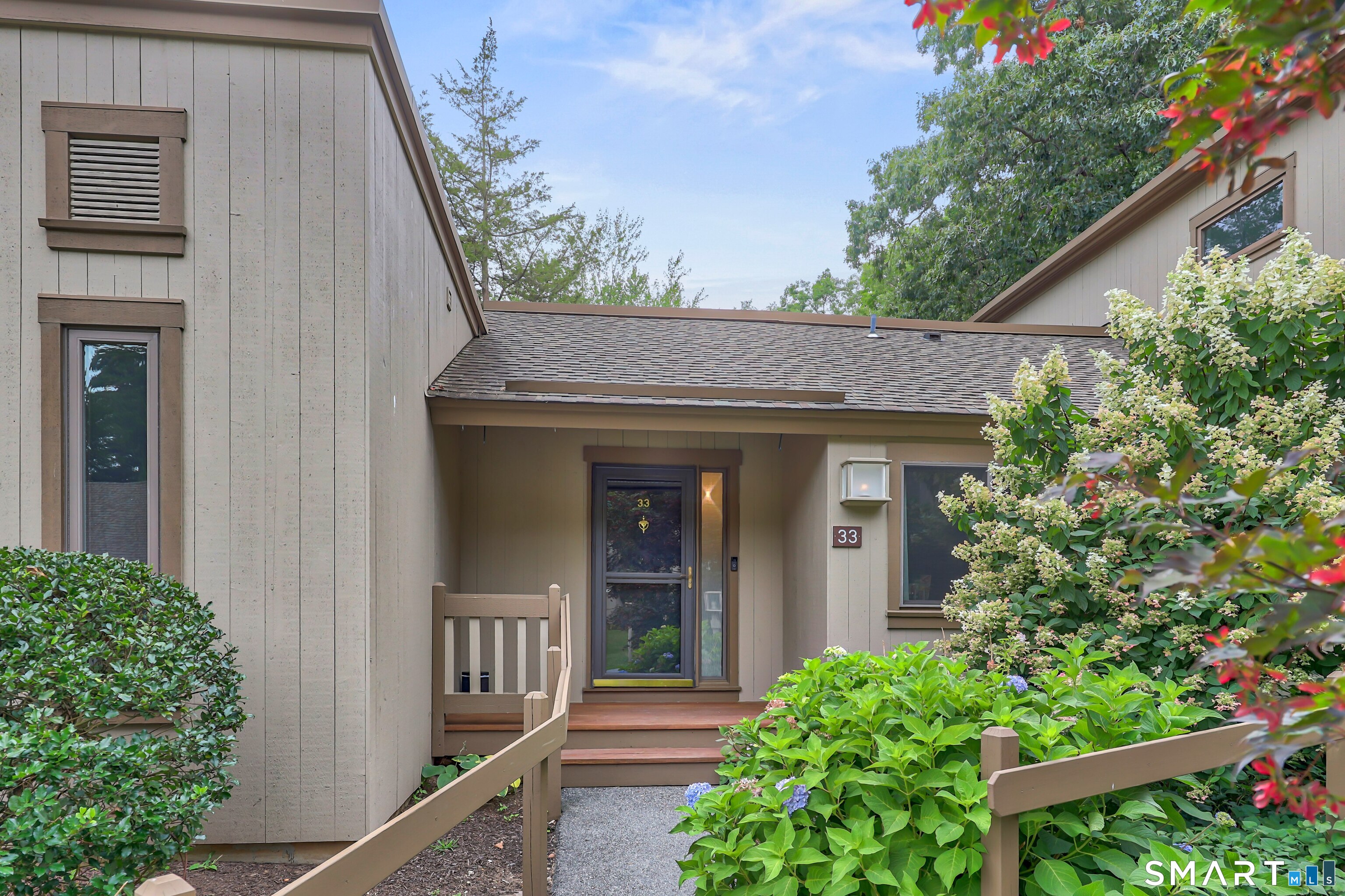 33 Great Meadow Lane Farmington CT 06001