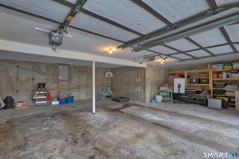 33 Great Meadow Lane Farmington CT 06001