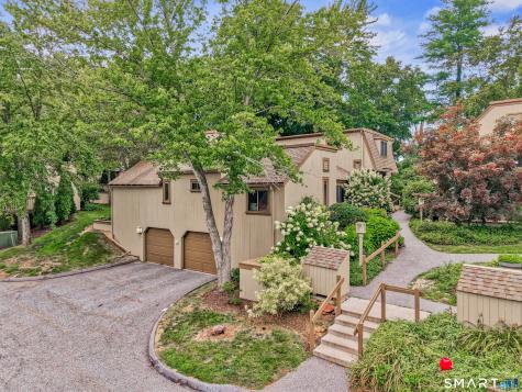 33 Great Meadow Lane Farmington CT 06001