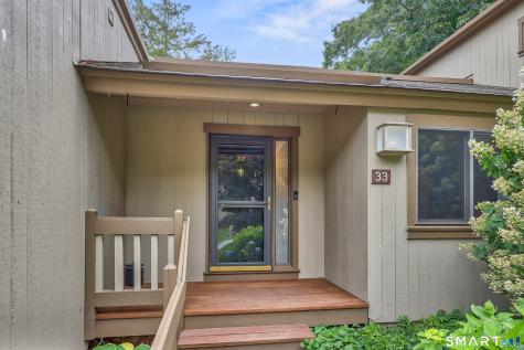 33 Great Meadow Lane Farmington CT 06001